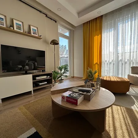 شقة Chic 2br Center Flat *