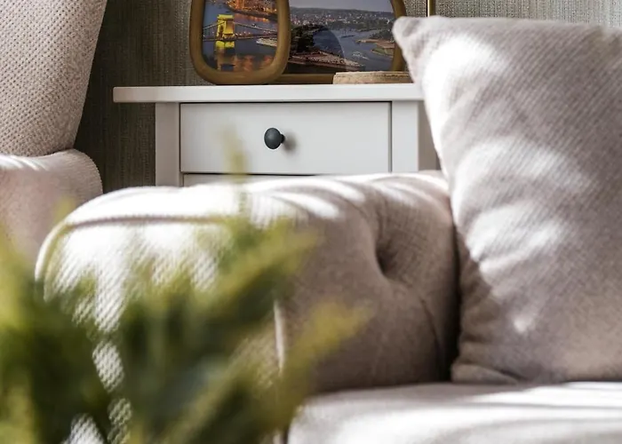 Chic 2br Center Flat Lejlighed