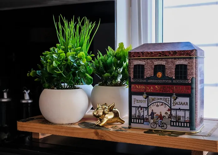 Chic 2br Center Flat * Antalya