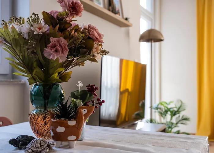 Chic 2br Center Flat * Antalya