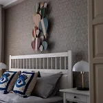 Chic 2br Center Flat