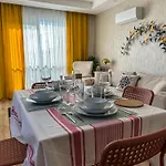 Διαμέρισμα Chic 2br Center Flat Αττάλεια